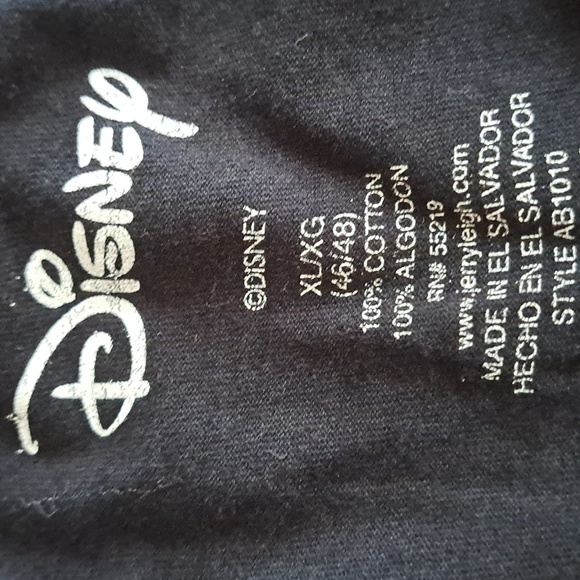 Disney 2020 Mickey & friends glow in the dark graphic black XL park t-shirt - Picture 5 of 5